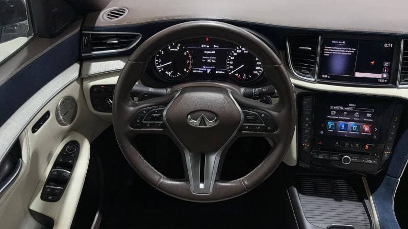 2021 Infiniti QX50 LUXE thumbnail 8