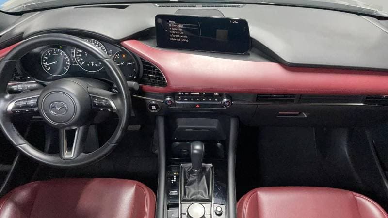 2025 Mazda 3 INTENSE thumbnail 7