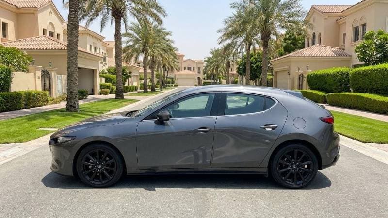 2025 Mazda 3 INTENSE thumbnail 5