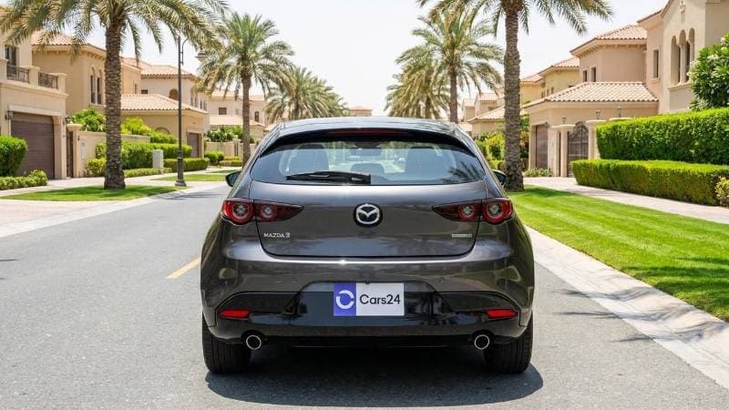 2025 Mazda 3 INTENSE thumbnail 4
