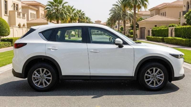 2024 Mazda CX 5 GL thumbnail 3
