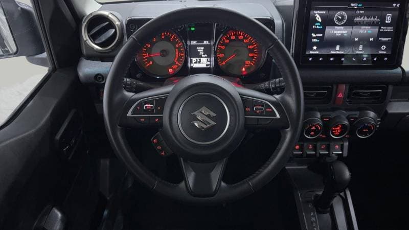 2025 Suzuki Jimny GLX thumbnail 6