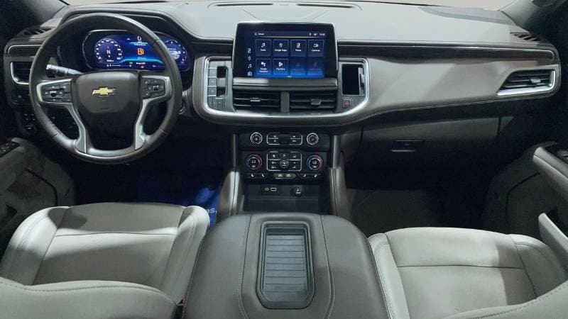 2023 Chevrolet Suburban LT thumbnail 7