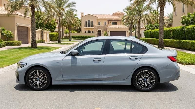 2024 BMW 320i M SPORT thumbnail 5