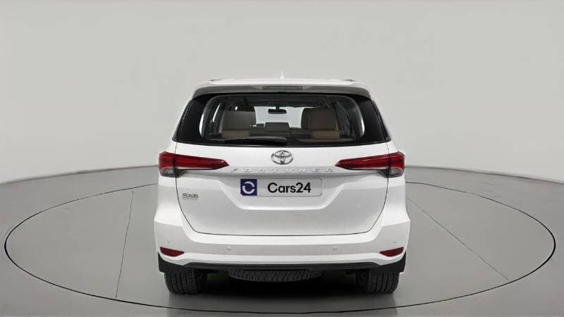 2022 Toyota Fortuner EXR thumbnail 4
