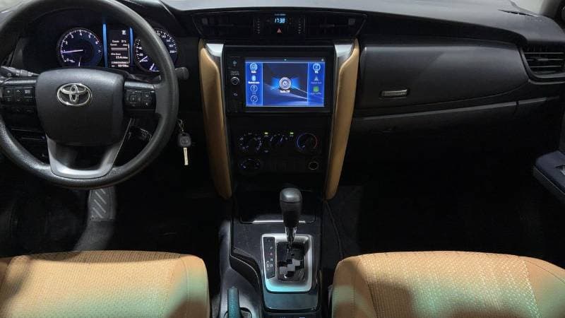 2022 Toyota Fortuner EXR thumbnail 8