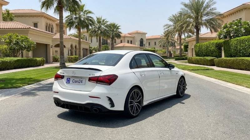 2022 Mercedes Benz A35 AMG 4MATIC thumbnail 4