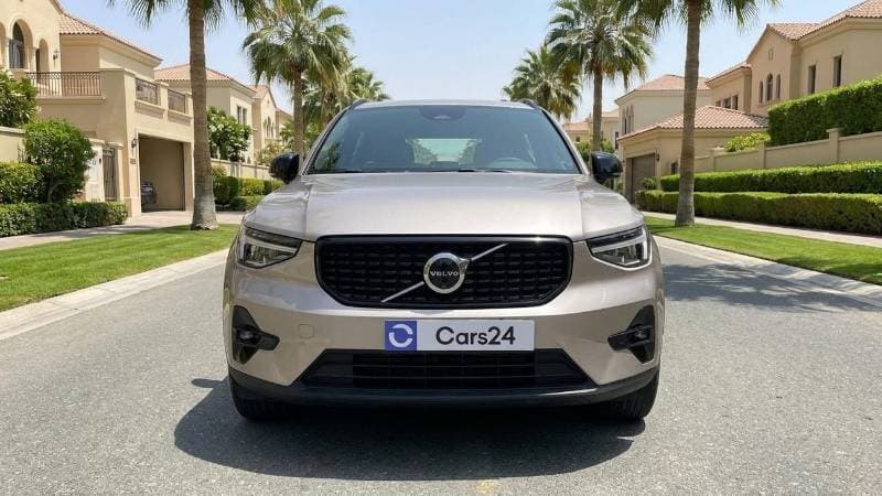 2024 Volvo XC40 ULTIMATE DARK thumbnail 6