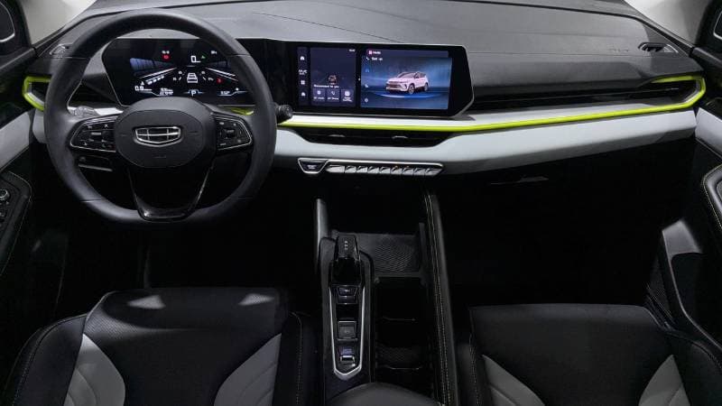 2026 Geely Coolray GL thumbnail 7