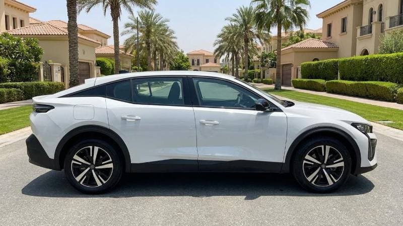 2025 Peugeot 408 ALLURE thumbnail 3