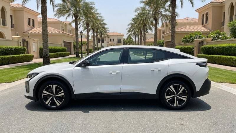 2025 Peugeot 408 ALLURE thumbnail 5