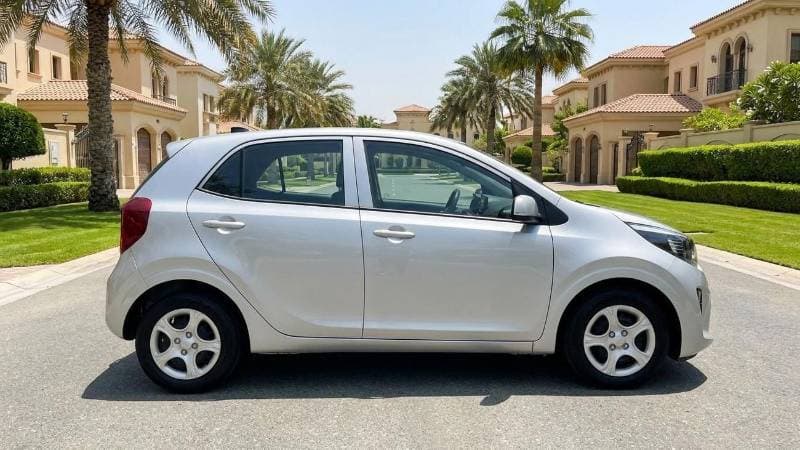 2024 Kia Picanto LX thumbnail 3
