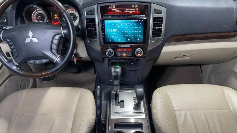 2020 Mitsubishi Pajero GLS HIGHLINE thumbnail 8