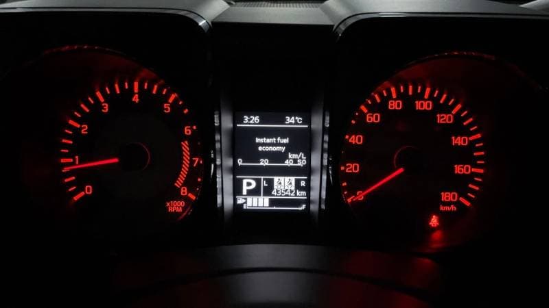 2025 Suzuki Jimny GLX thumbnail 7