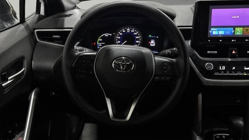 2025 Toyota Corolla Cross XL thumbnail 6