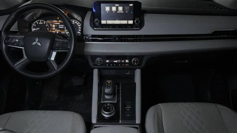 2025 Mitsubishi Outlander GLX MIDLINE thumbnail 8