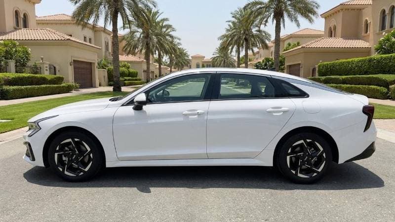 2024 Kia K5 LX thumbnail 5
