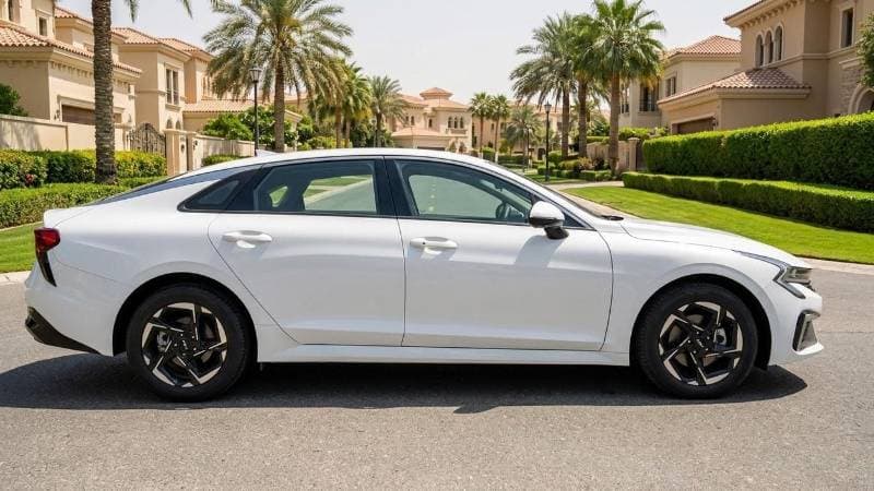 2024 Kia K5 LX thumbnail 3
