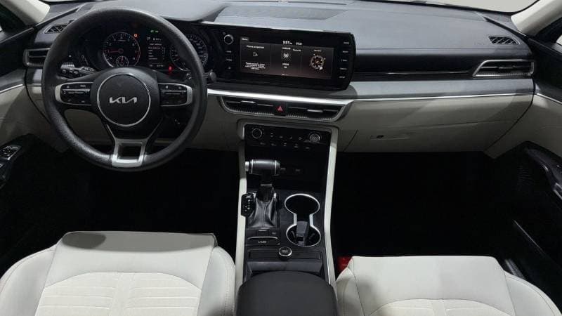 2023 Kia K5 LX thumbnail 7