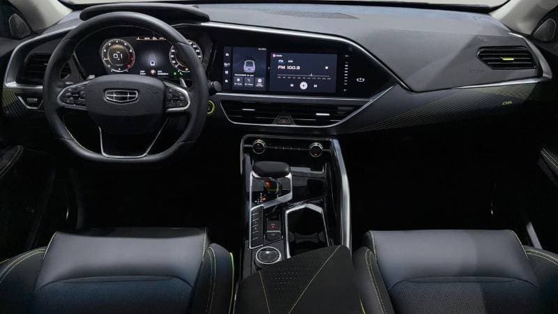2024 Geely Tugella GF thumbnail 7