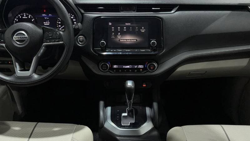 2022 Nissan X Terra TITANIUM thumbnail 8