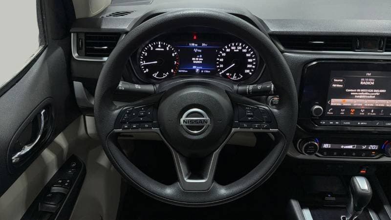 2022 Nissan X Terra TITANIUM thumbnail 6