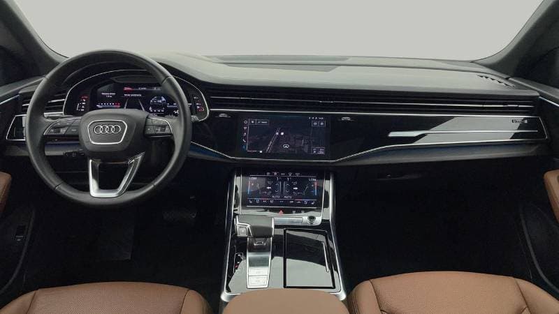 2023 Audi Q8 55 TFSI thumbnail 7