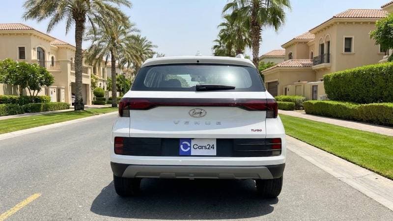 2025 Hyundai Venue SMART thumbnail 4
