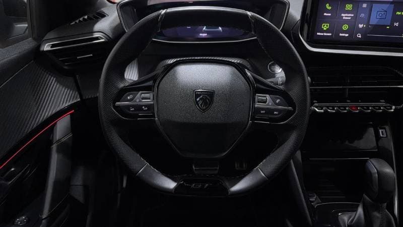 2025 Peugeot 208 GT thumbnail 8