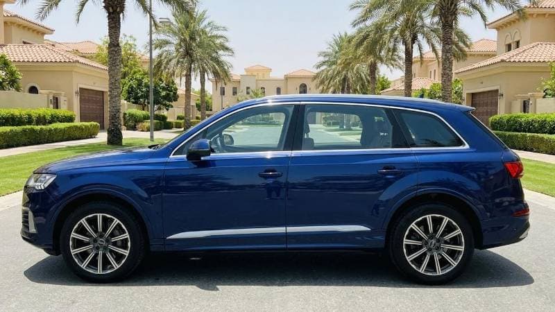 2023 Audi Q7 45 TFSI thumbnail 5