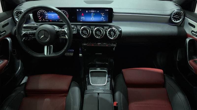 2023 Mercedes Benz A200 PREMIUM thumbnail 7