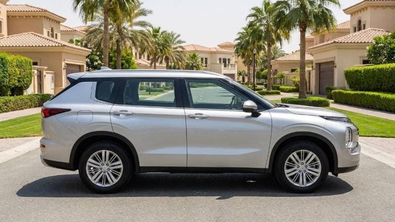 2025 Mitsubishi Outlander GLX MIDLINE thumbnail 3