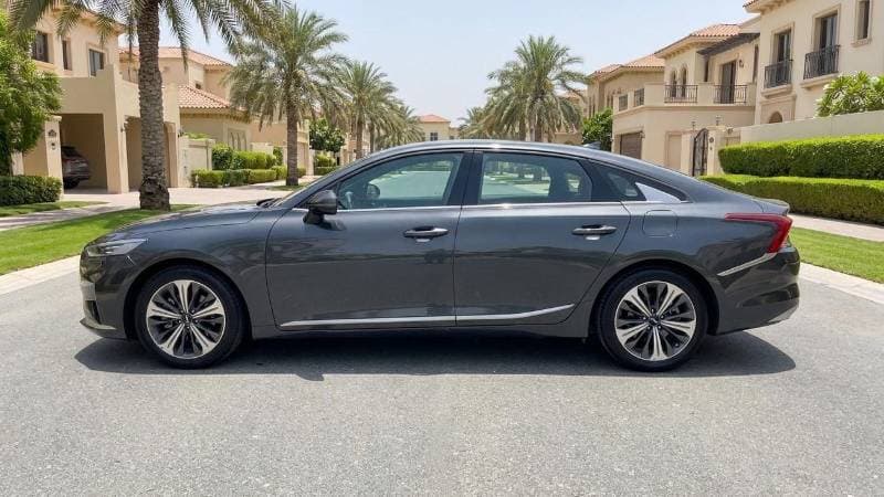 2022 Kia K8 LX thumbnail 5