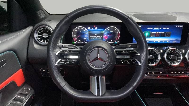 2026 Mercedes Benz GLB200 thumbnail 8