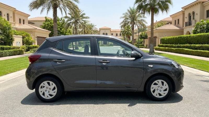 2025 Hyundai Grand i10 thumbnail 3