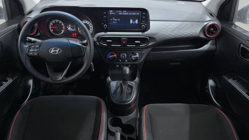 2025 Hyundai Grand i10 thumbnail 7