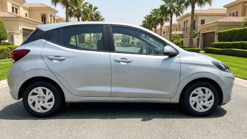 2025 Hyundai Grand i10 thumbnail 3