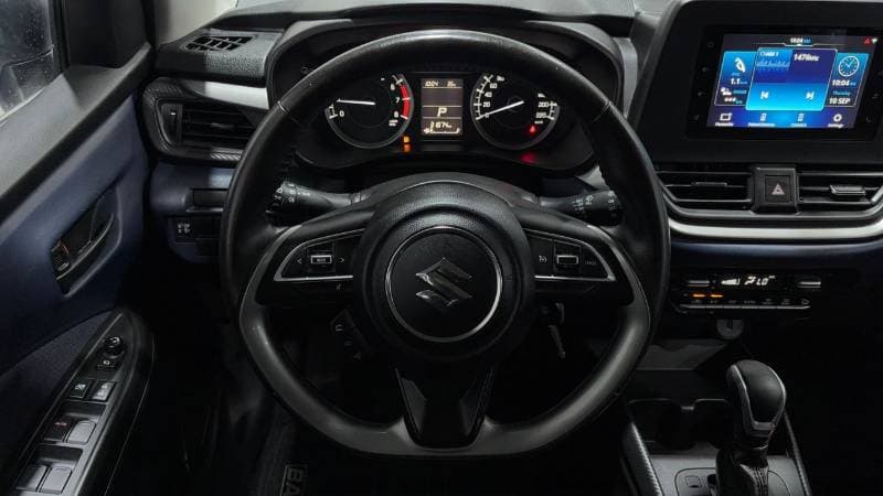 2025 Suzuki Baleno GL thumbnail 8