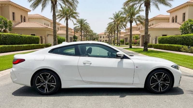 2023 BMW 420i M SPORT thumbnail 3