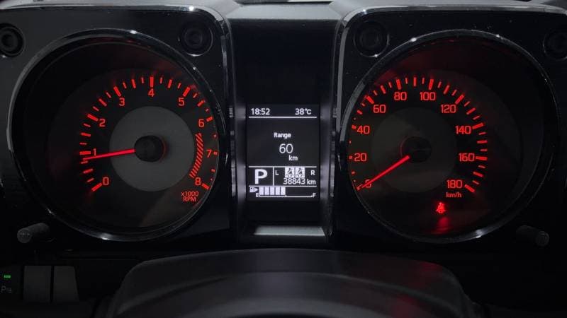 2024 Suzuki Jimny GLX thumbnail 7