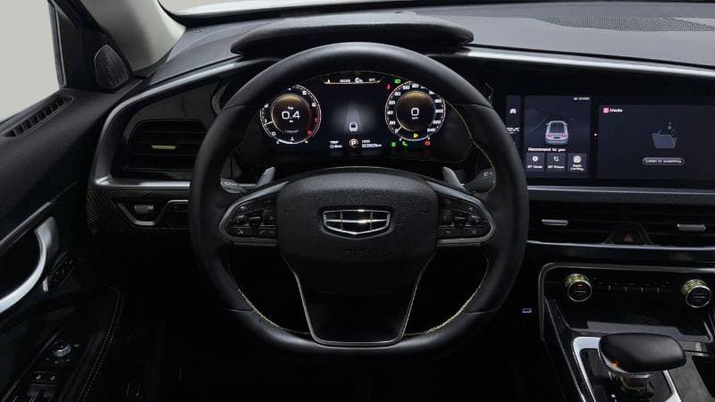 2024 Geely Tugella GF thumbnail 8