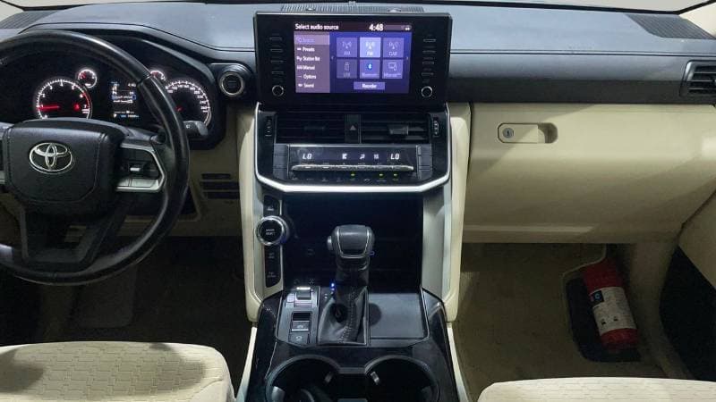 2024 Toyota Land Cruiser EXR thumbnail 8