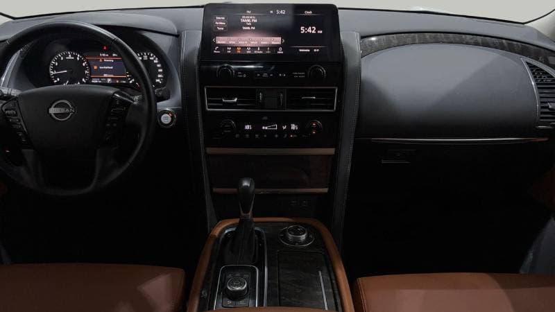 2024 Nissan Patrol SE TITANIUM thumbnail 8