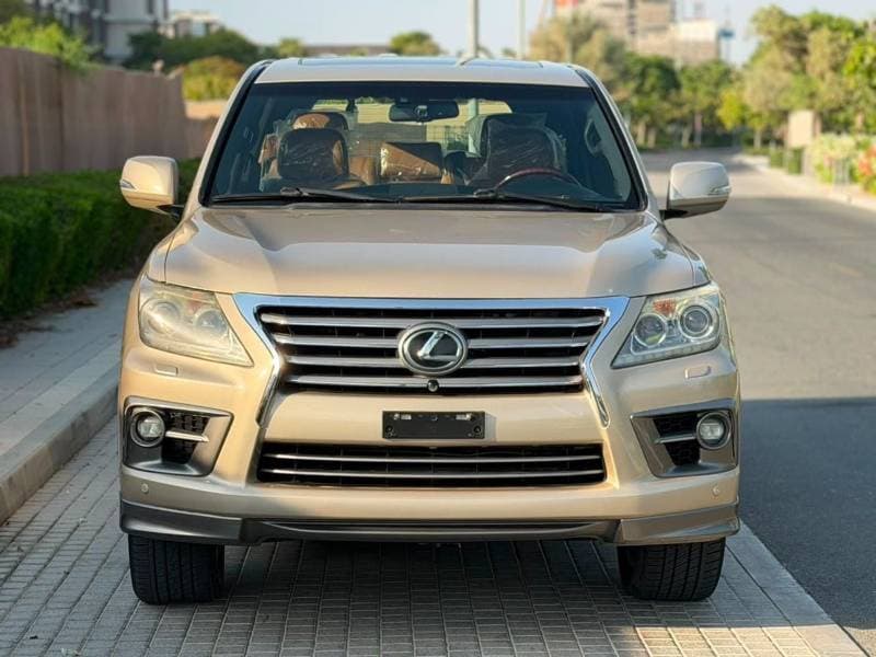 2014 Lexus LX570 SPORT PLATINUM thumbnail 3