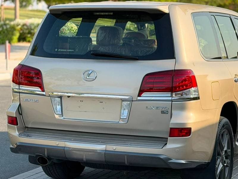 2014 Lexus LX570 SPORT PLATINUM thumbnail 8