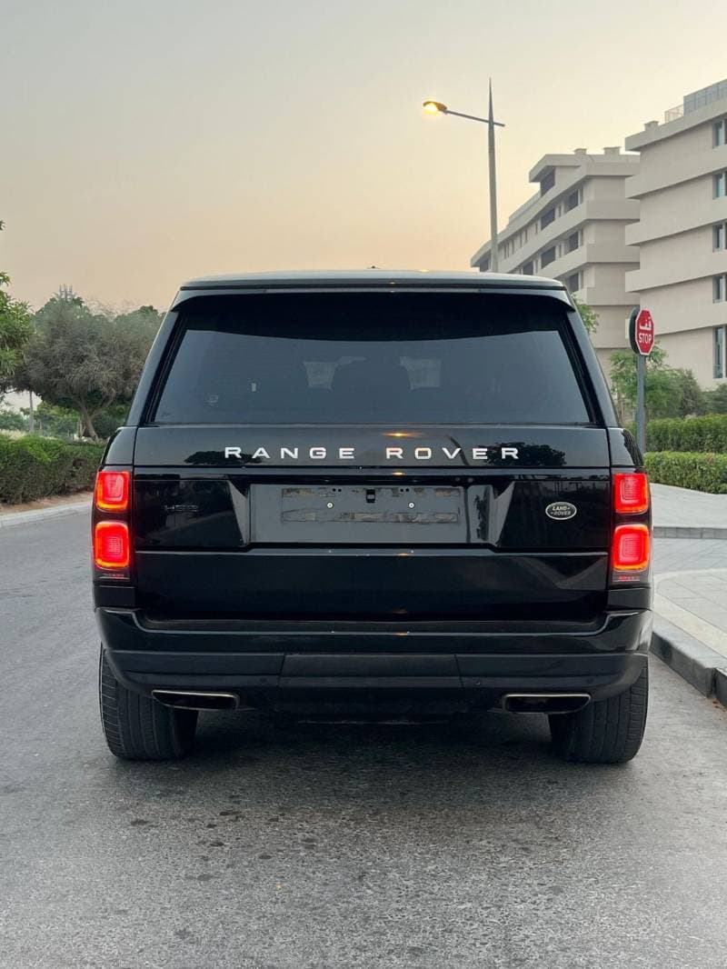 2016 Land Rover Range Rover HSE thumbnail 4