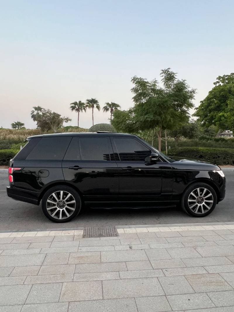 2016 Land Rover Range Rover HSE thumbnail 6