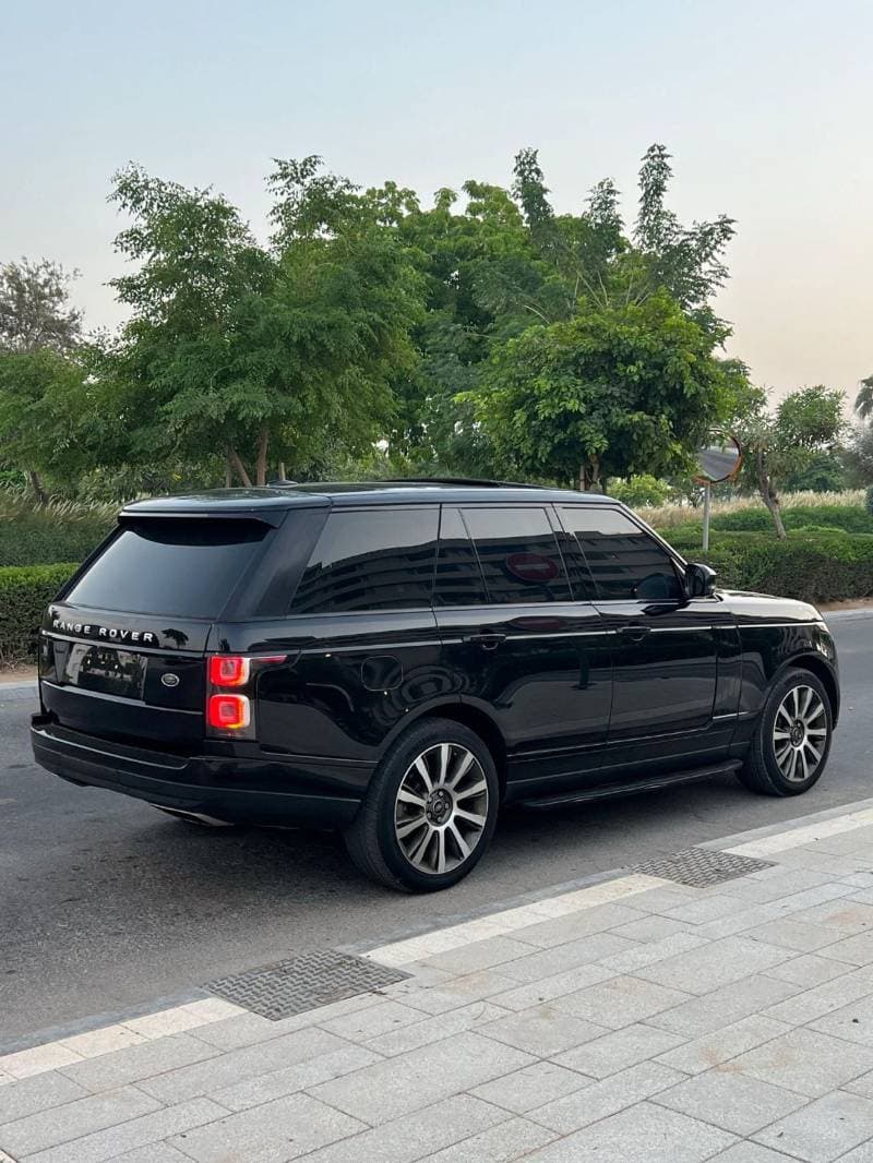 2016 Land Rover Range Rover HSE thumbnail 8