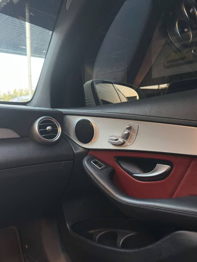 2020 Mercedes Benz GLC200 STANDARD thumbnail 5