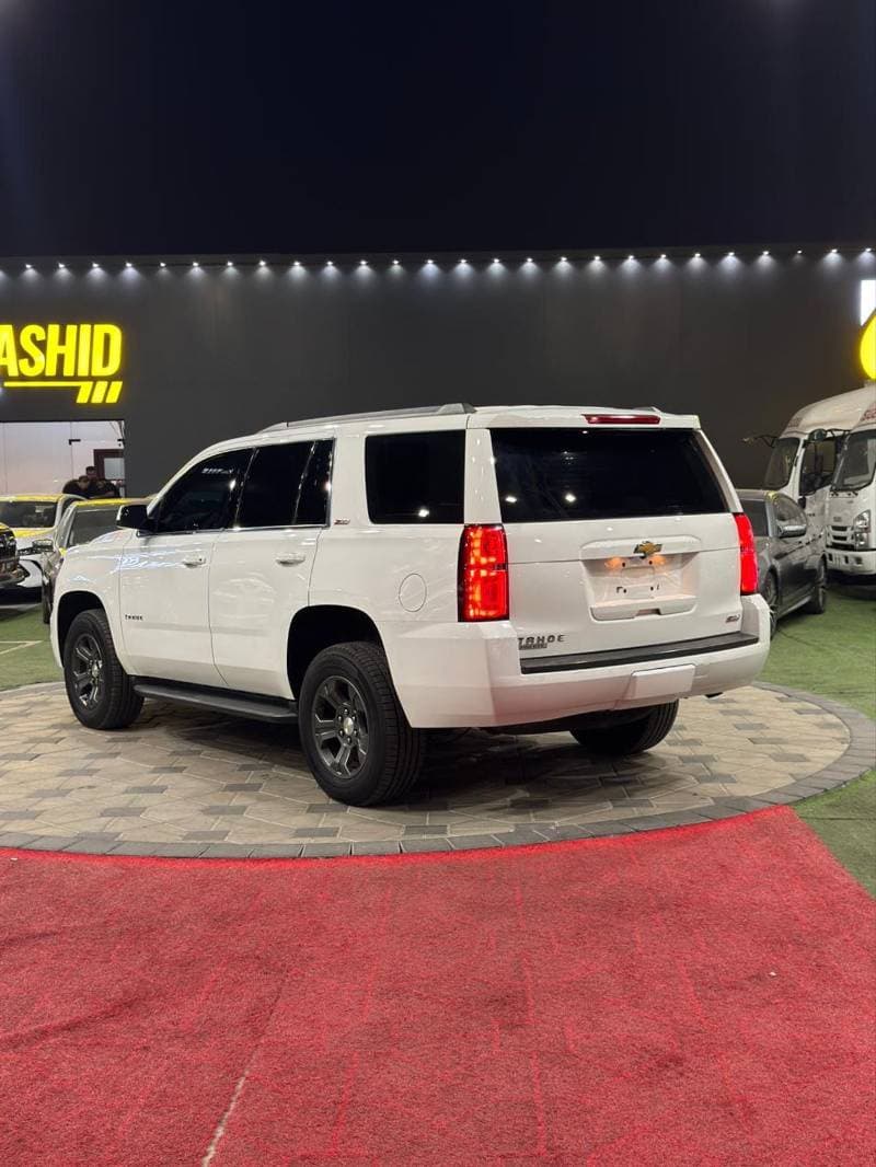 2015 Chevrolet Tahoe Z71 thumbnail 5